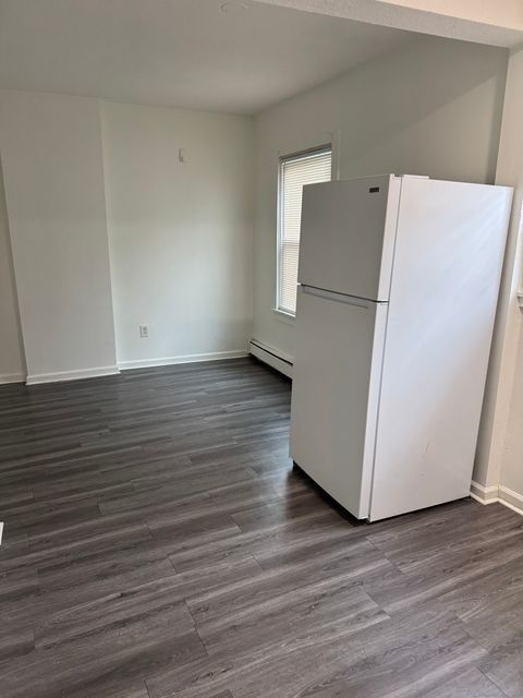 Tiny photo for 666 Main Street #C4, Middletown, CT 06457 (MLS # 24136548)