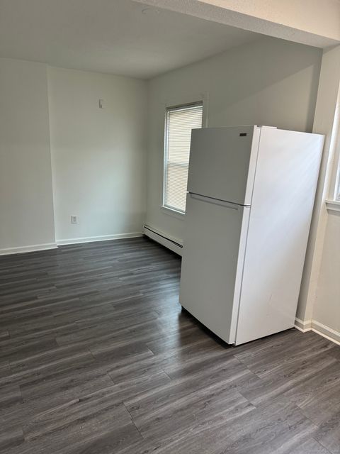 Tiny photo for 666 Main Street #C4, Middletown, CT 06457 (MLS # 24136548)