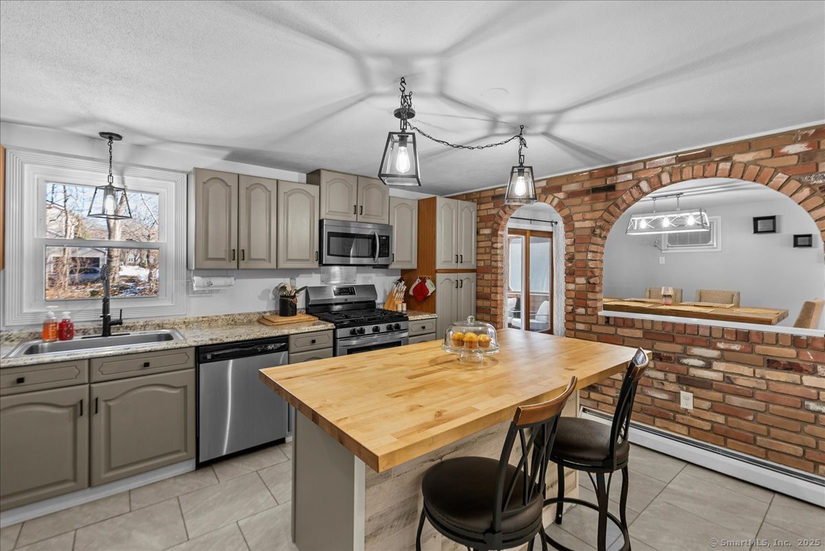839 Brewer Street, East Hartford, Connecticut image 9