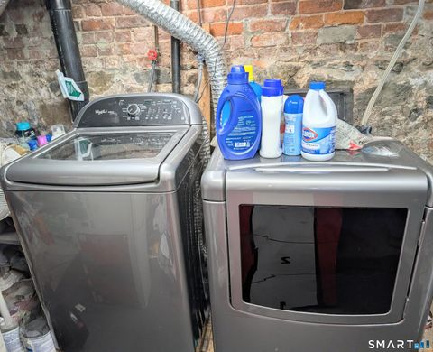 Tiny photo for 188 Holly Street, Bridgeport, CT 06607 (MLS # 24149672)