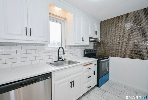 Tiny photo for 421 Emmett Street #APT 4, Bristol, CT 06010 (MLS # 24159805)