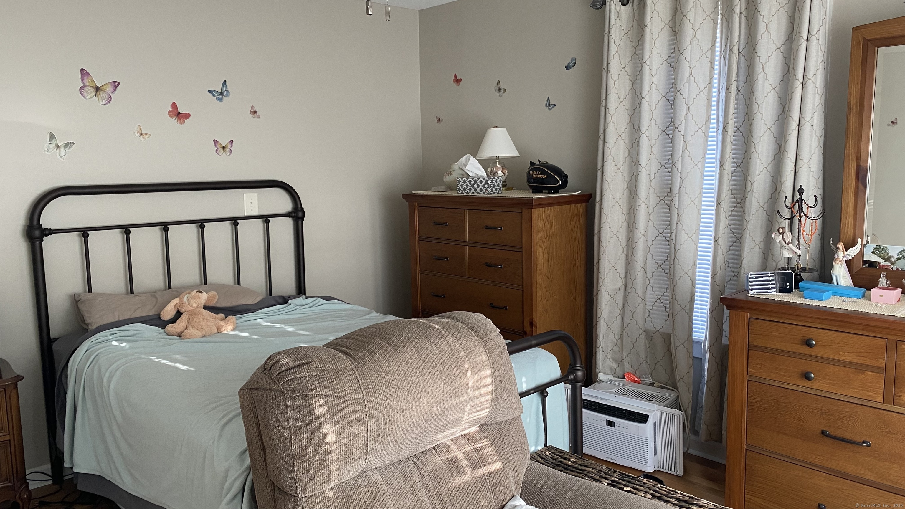 37 Adeline Avenue, Bristol, Connecticut image 13