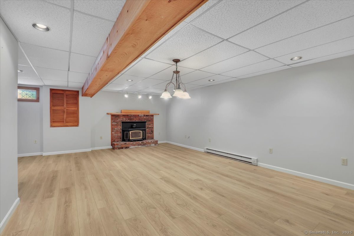 345 Evening Star Drive, Naugatuck, Connecticut image 20