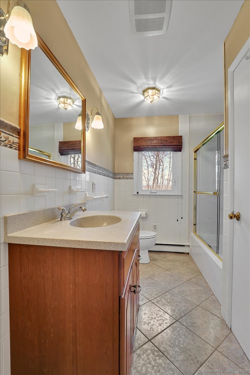 345 Evening Star Drive, Naugatuck, Connecticut image 11