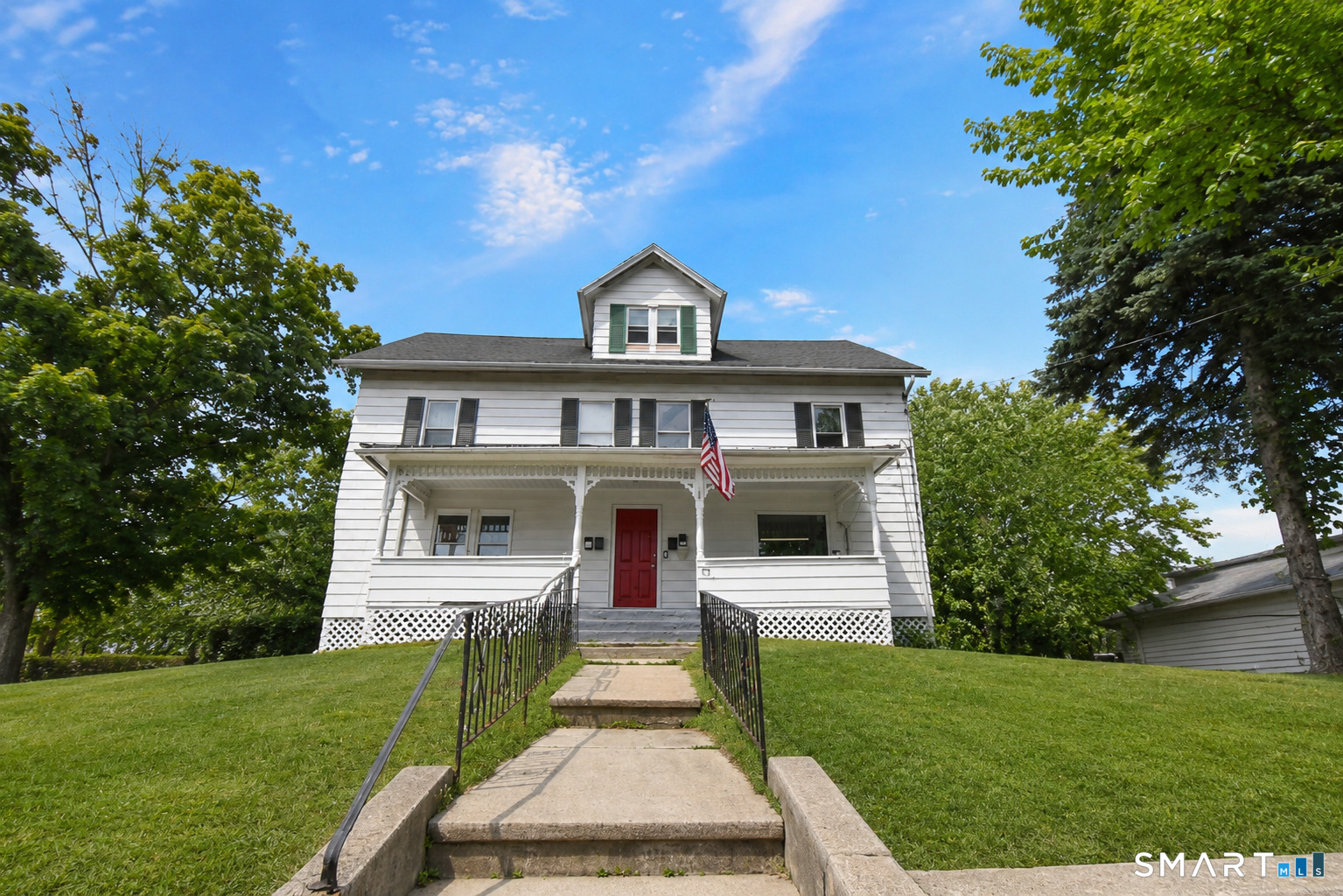 81 East Main Street