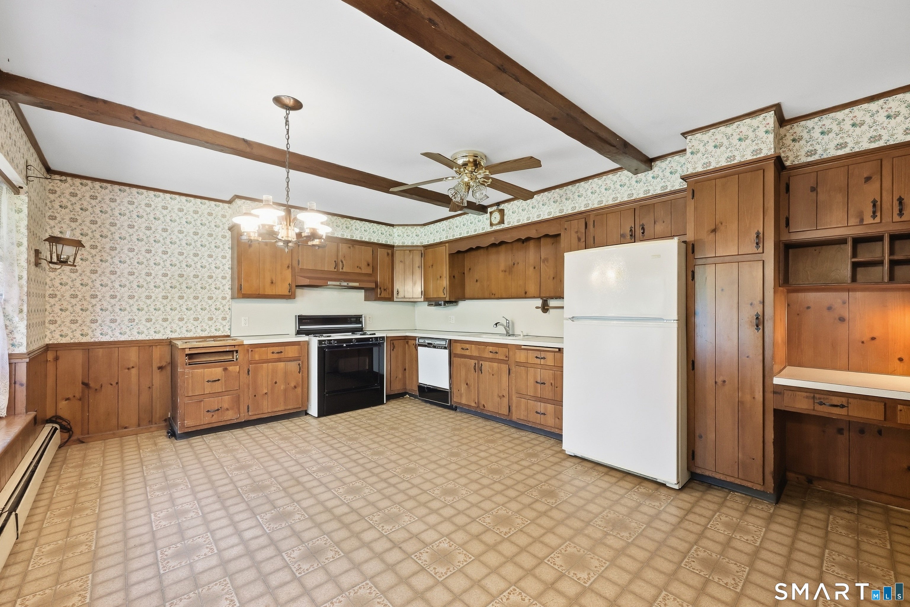 1 Knollwood Lane