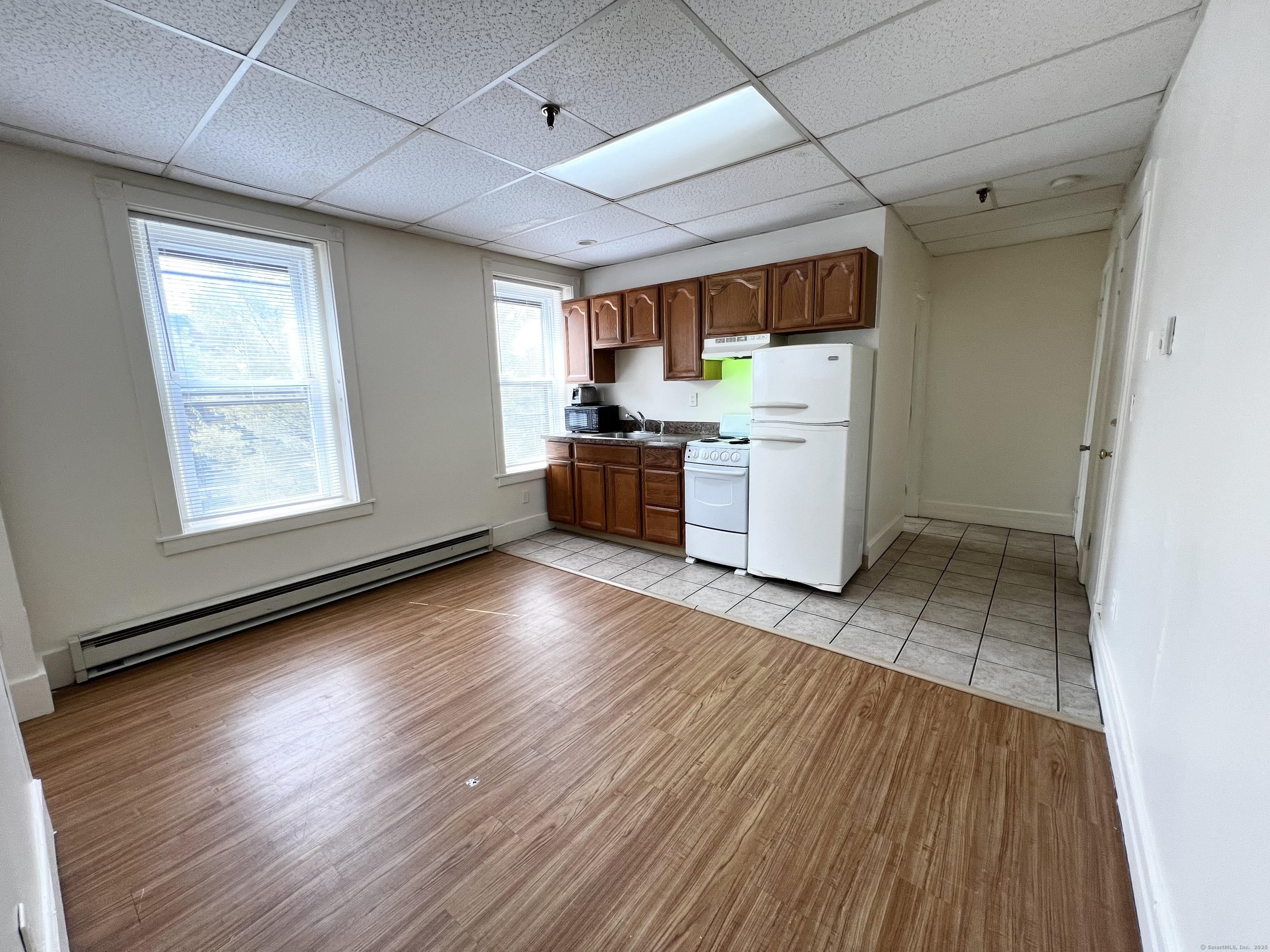 Rental Property at Main Street B1, Middletown, Connecticut - Bathrooms: 1 
Rooms: 1  - $1,100 MO.