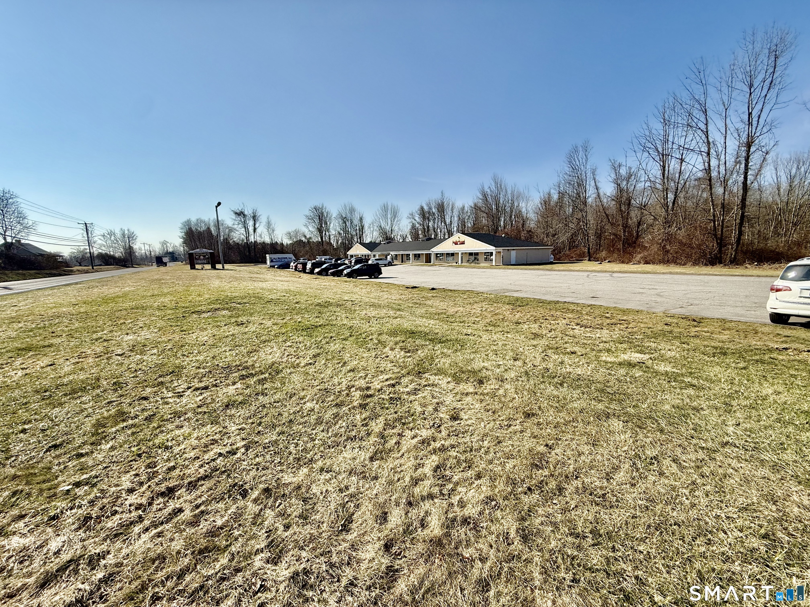 385 Beaumont Highway