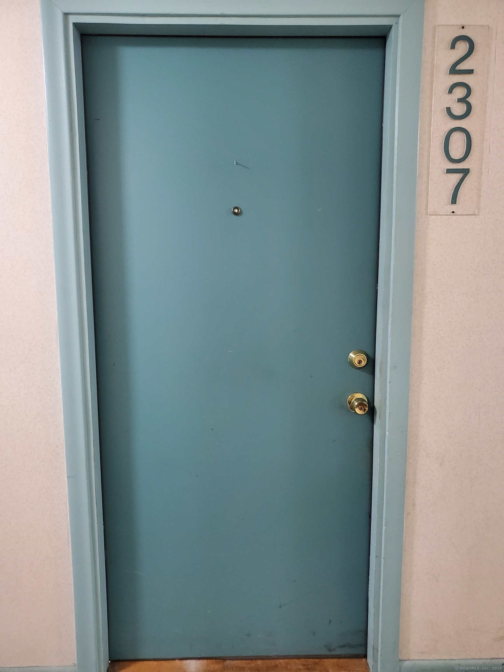 Cromwell, Connecticut 06416, United States, 2 Bedrooms Bedrooms, ,2 BathroomsBathrooms,Residential,Pending,215281