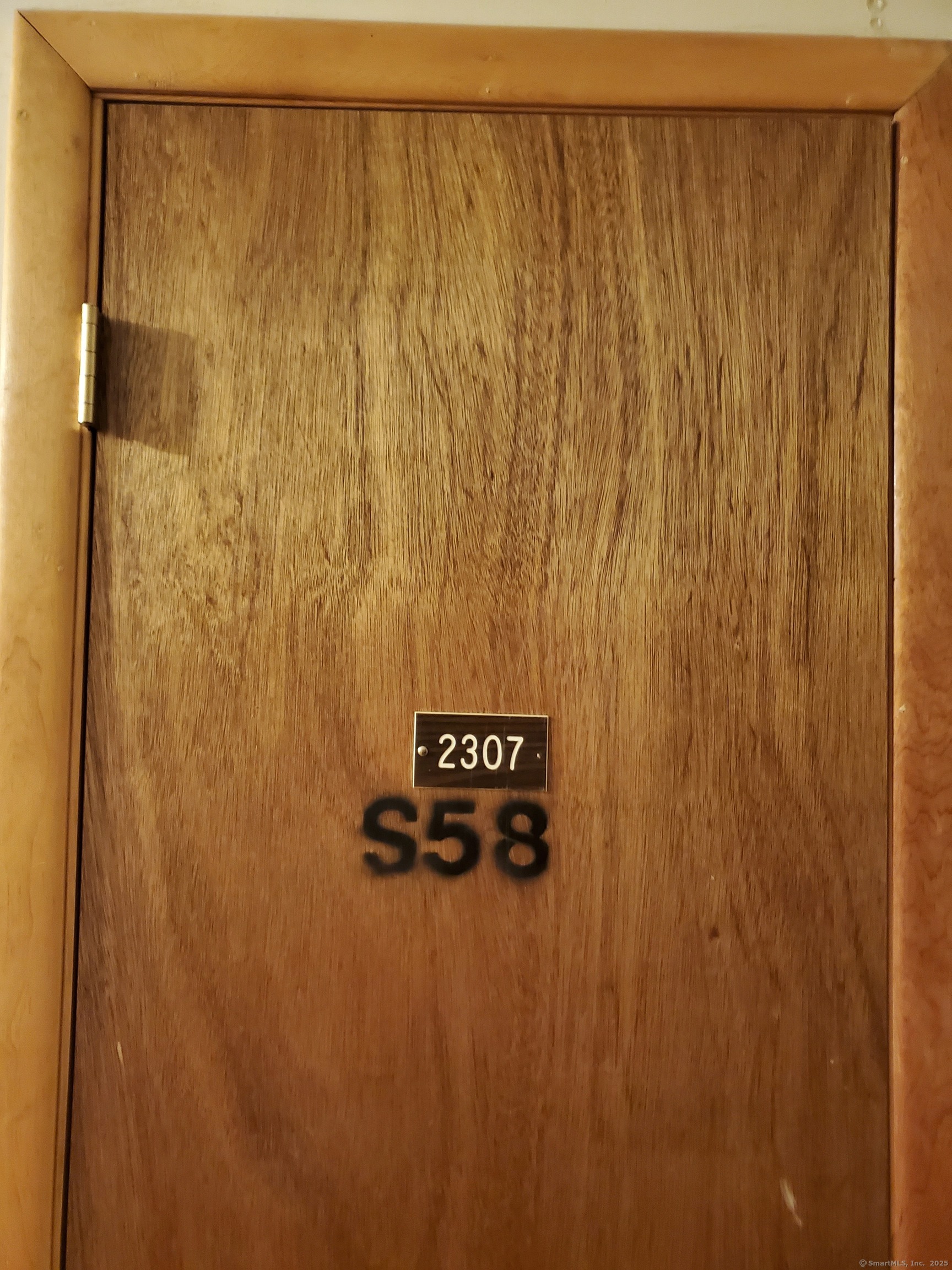 Cromwell, Connecticut 06416, United States, 2 Bedrooms Bedrooms, ,2 BathroomsBathrooms,Residential,Pending,215281