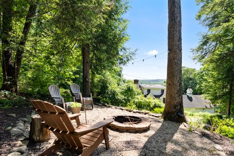 A home in Southbury