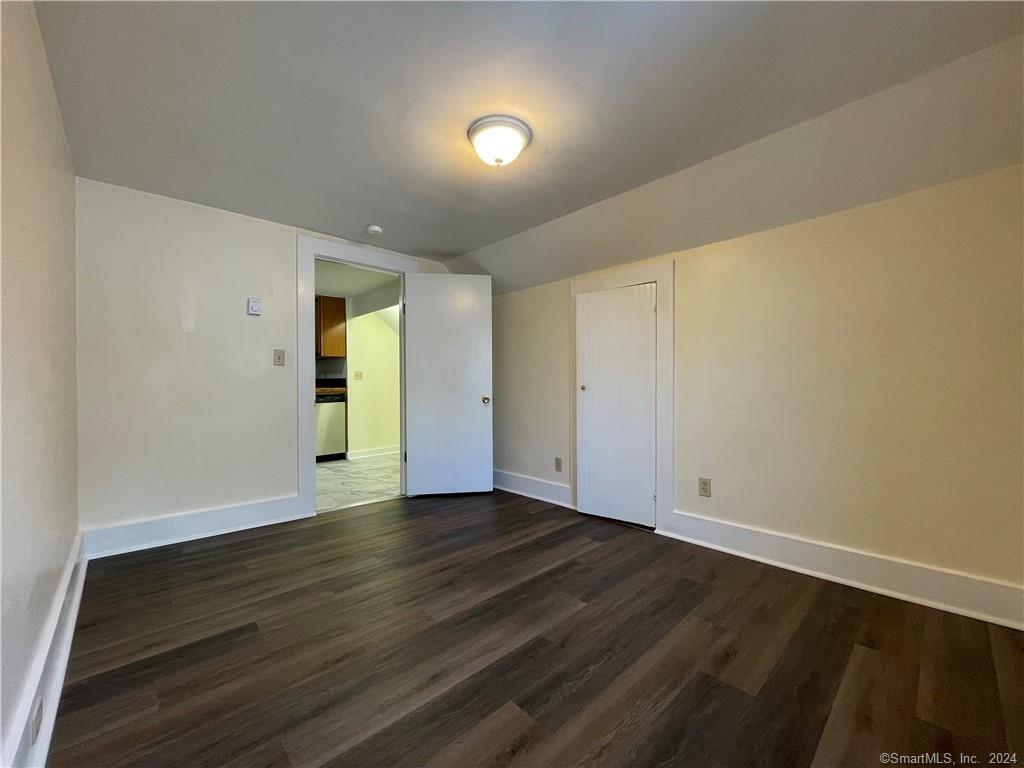 Canton, Connecticut 06019, United States, 3 Bedrooms Bedrooms, ,1 BathroomBathrooms,Residential,Pending,84192