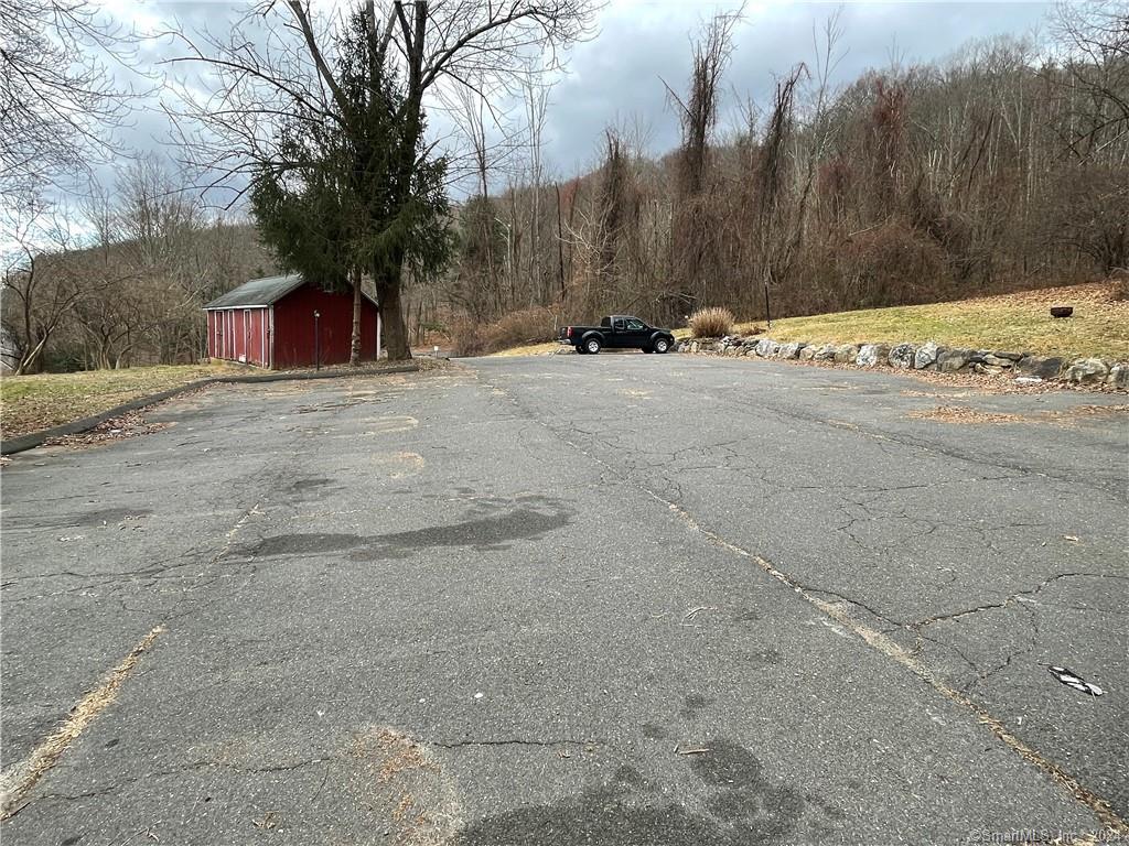 Canton, Connecticut 06019, United States, 3 Bedrooms Bedrooms, ,1 BathroomBathrooms,Residential,Pending,84192