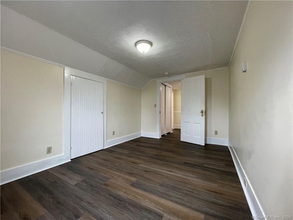 Canton, Connecticut 06019, United States, 3 Bedrooms Bedrooms, ,1 BathroomBathrooms,Residential,Pending,84192