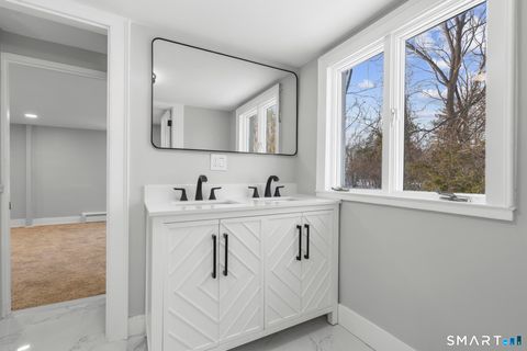 Tiny photo for 712 Main Street, Glastonbury, CT 06073 (MLS # 24082623)