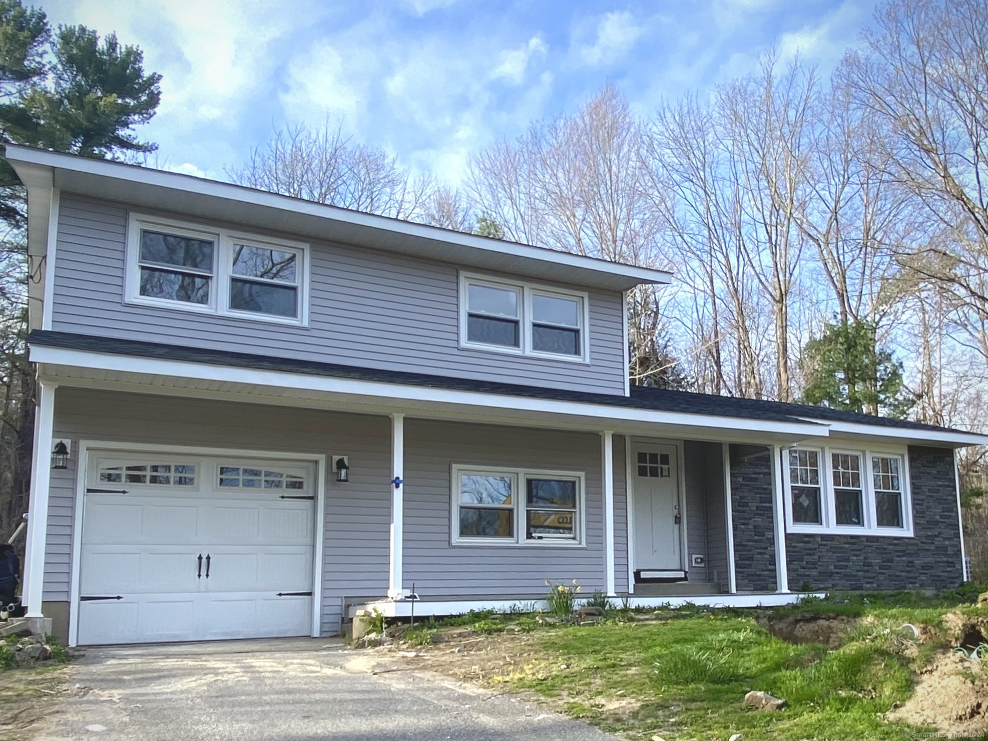 Property for Sale at 202 Gillette Road, New Hartford, Connecticut - Bedrooms: 3 
Bathrooms: 2 
Rooms: 6  - $424,900