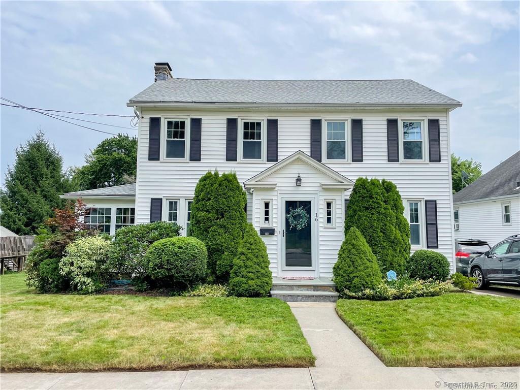 16 Meriden Avenue, Meriden, Connecticut - 3 Bedrooms  
2 Bathrooms  
6 Rooms - 