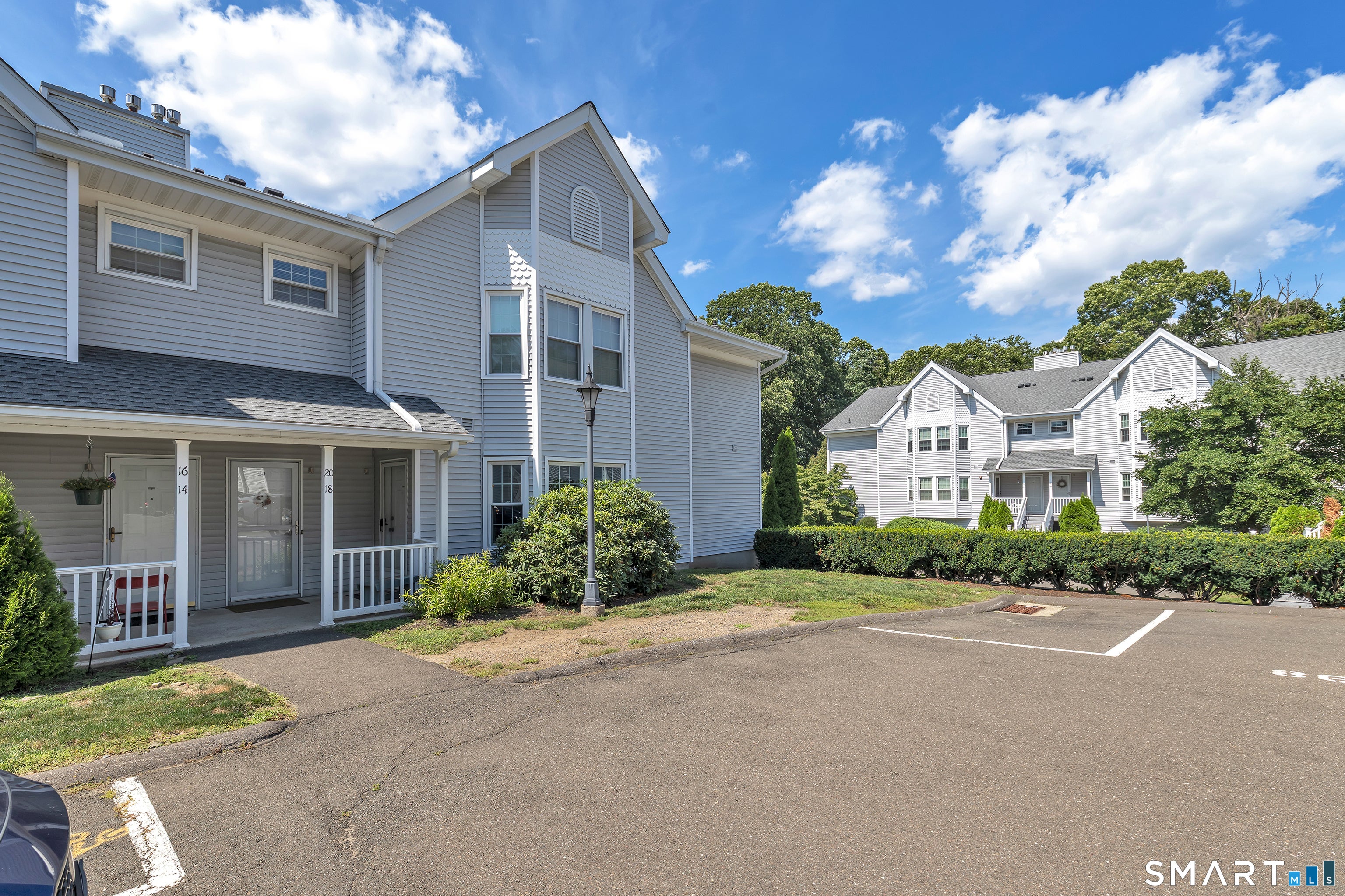 18 Woodhill Road 18