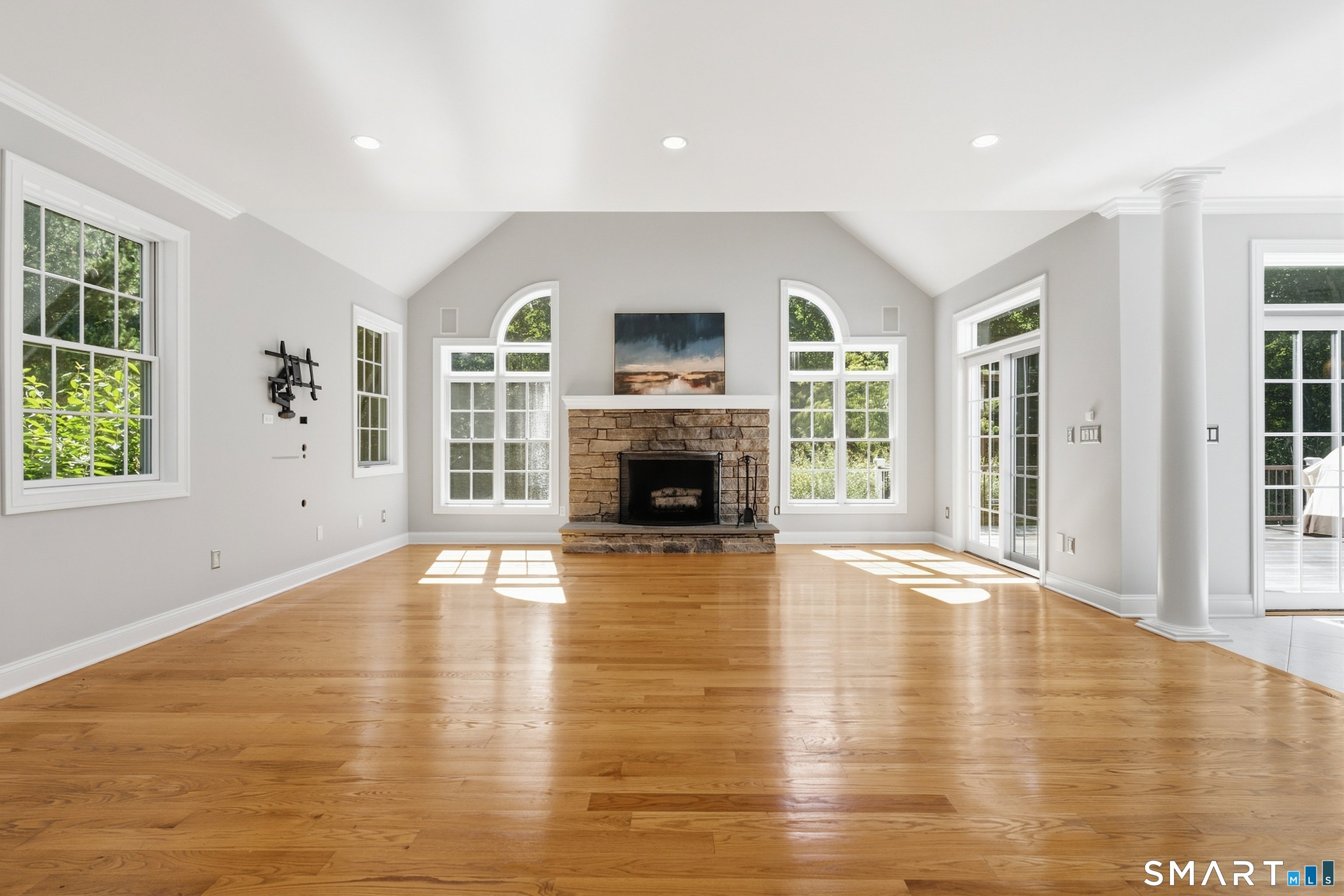 77 Hickory Lane