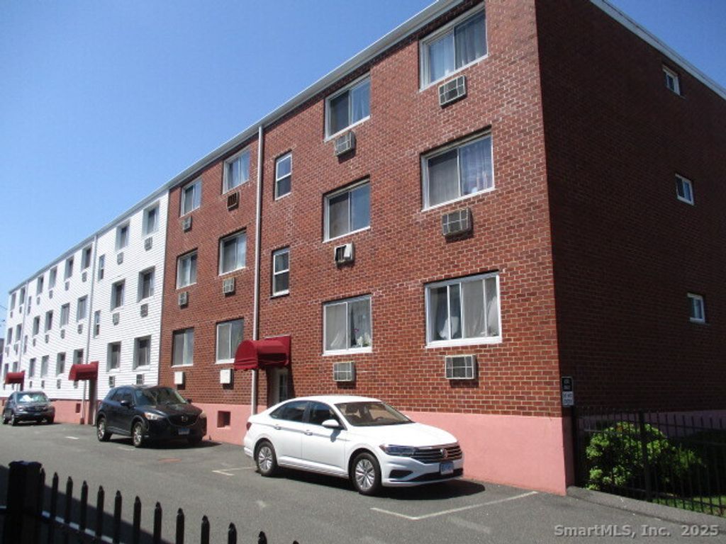 Photo of 4 Van Zant Road #A2, Norwalk, CT 06855 (MLS # 24143359)