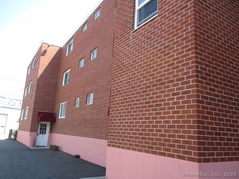 Tiny photo for 4 Van Zant Road #A2, Norwalk, CT 06855 (MLS # 24143359)