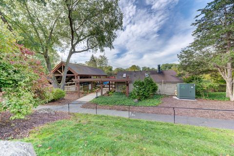 A home in Southbury