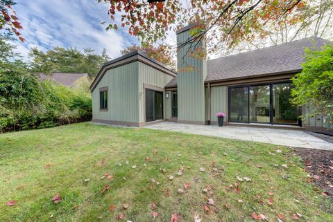 A home in Southbury