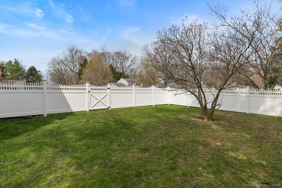 795 Rustic Lane, Cheshire, Connecticut image 27