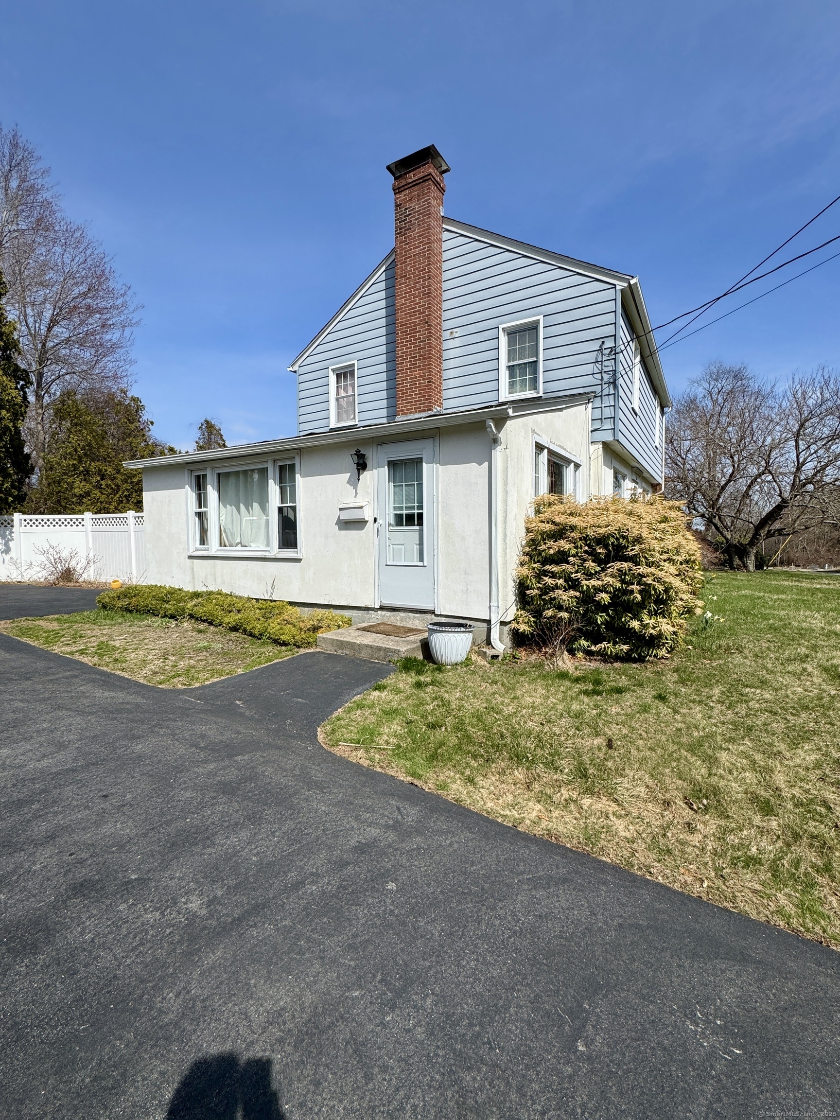 227 Hunters Road, Norwich, Connecticut image 2