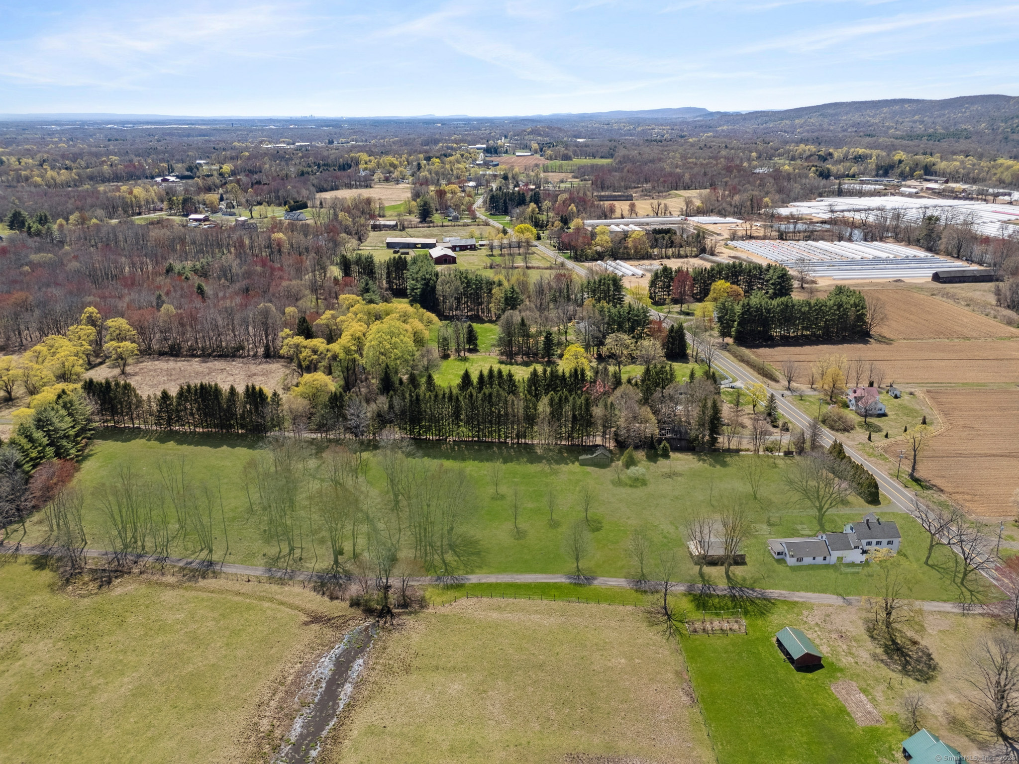 372 Ratley Road, Suffield, Connecticut image 2