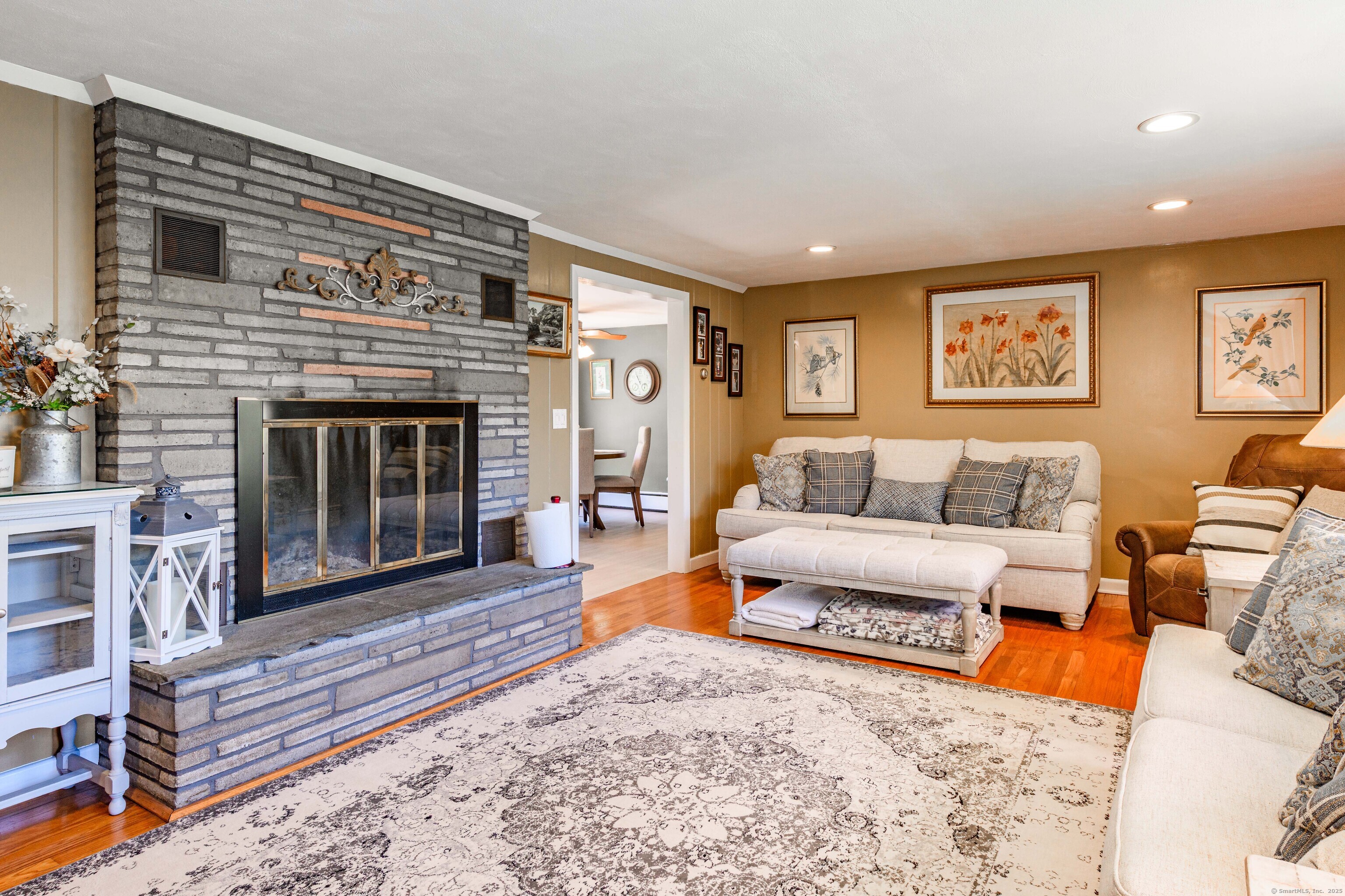 97 Doolittle Drive, Bethany, Connecticut image 2
