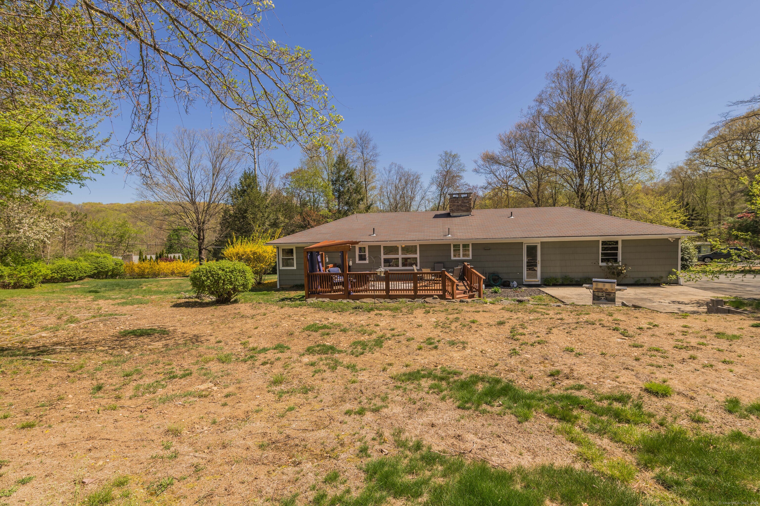 97 Doolittle Drive, Bethany, Connecticut image 24