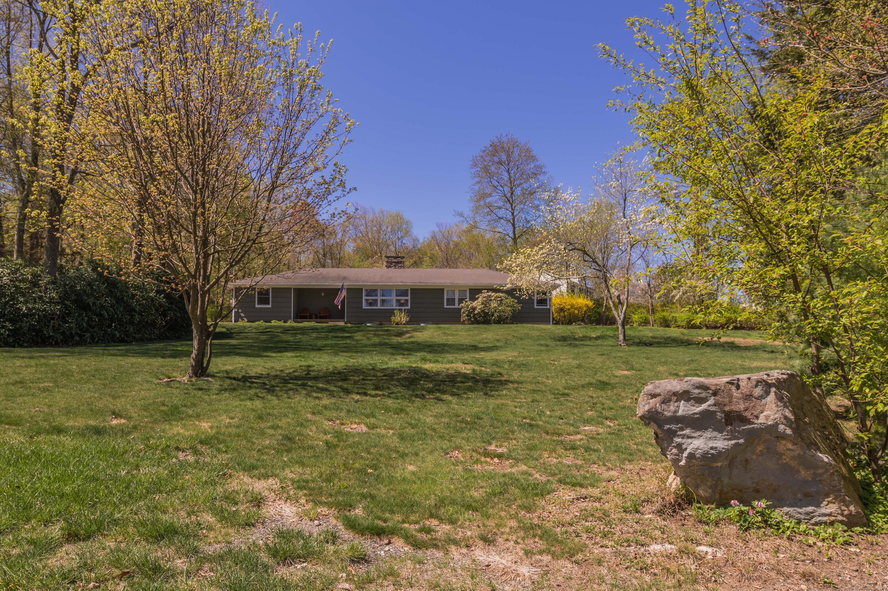 97 Doolittle Drive, Bethany, Connecticut image 32