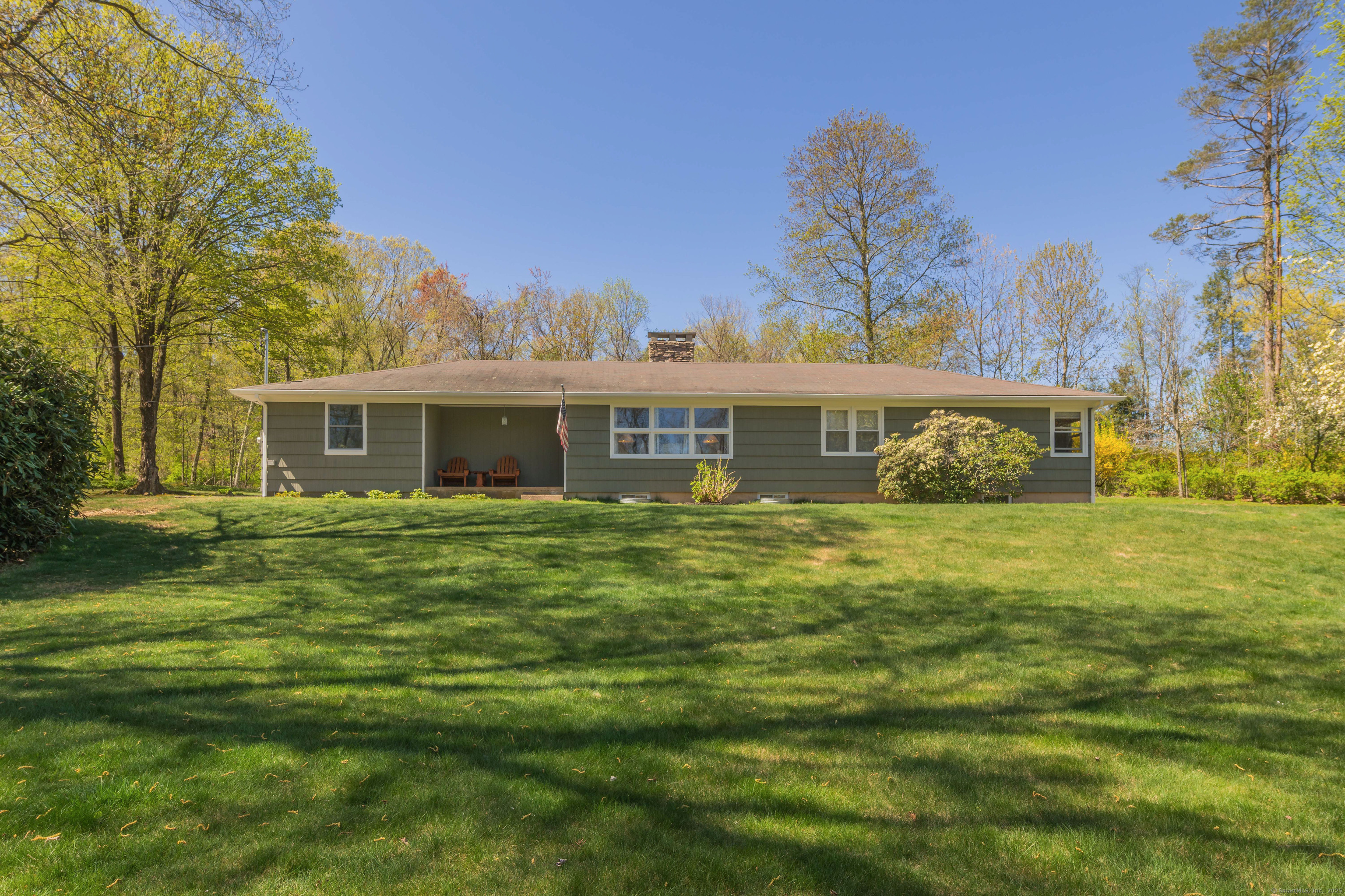 97 Doolittle Drive, Bethany, Connecticut image 1