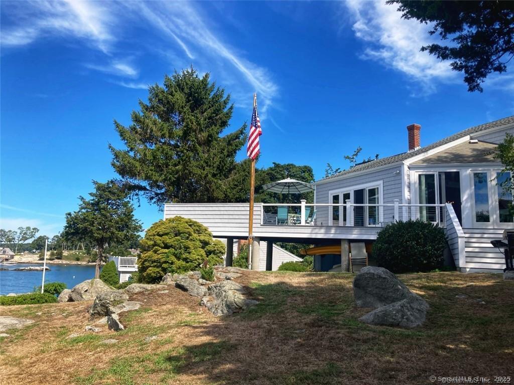 Rental Property at Nauyaug Point Road, Stonington, Connecticut - Bedrooms: 3 
Bathrooms: 3 
Rooms: 7  - $16,000 MO.