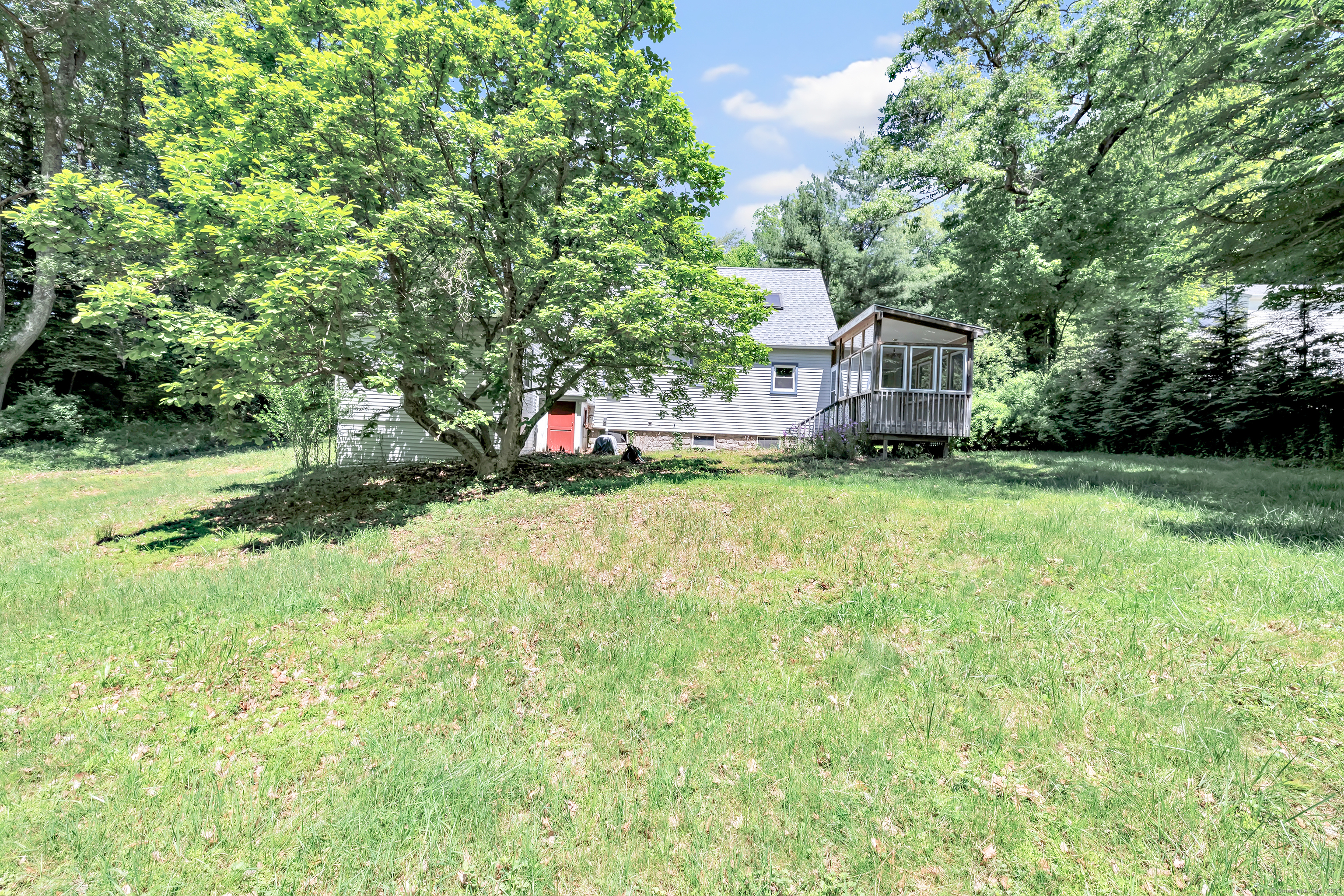 13 Hoyt Road