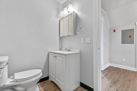 Tiny photo for 110 Hobart Street #3, New Haven, CT 06511 (MLS # 24170286)