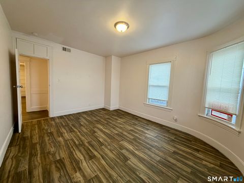 Tiny photo for 424 Pembroke Street #3S, Bridgeport, CT 06608 (MLS # 24155565)