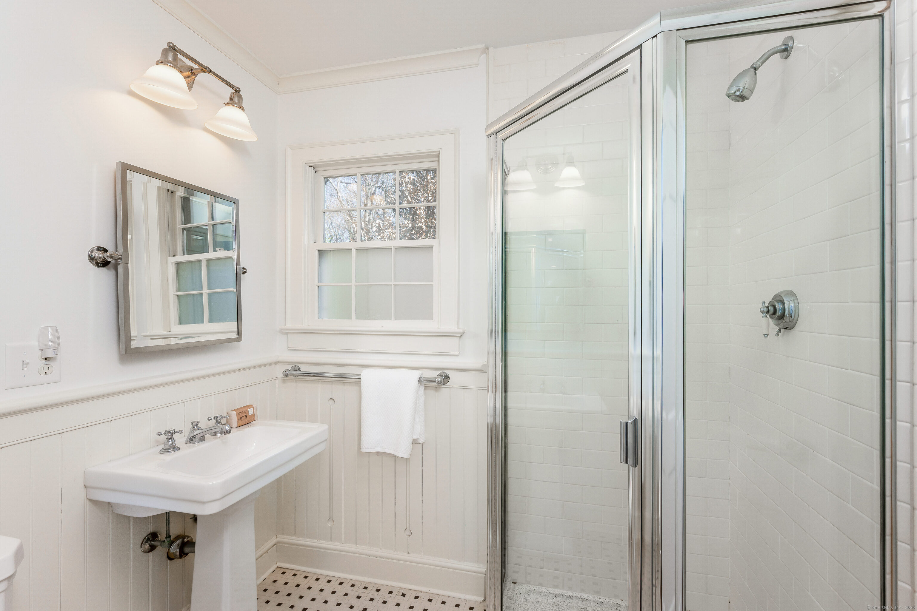 2 Dogwood Lane, Darien, Connecticut image 20