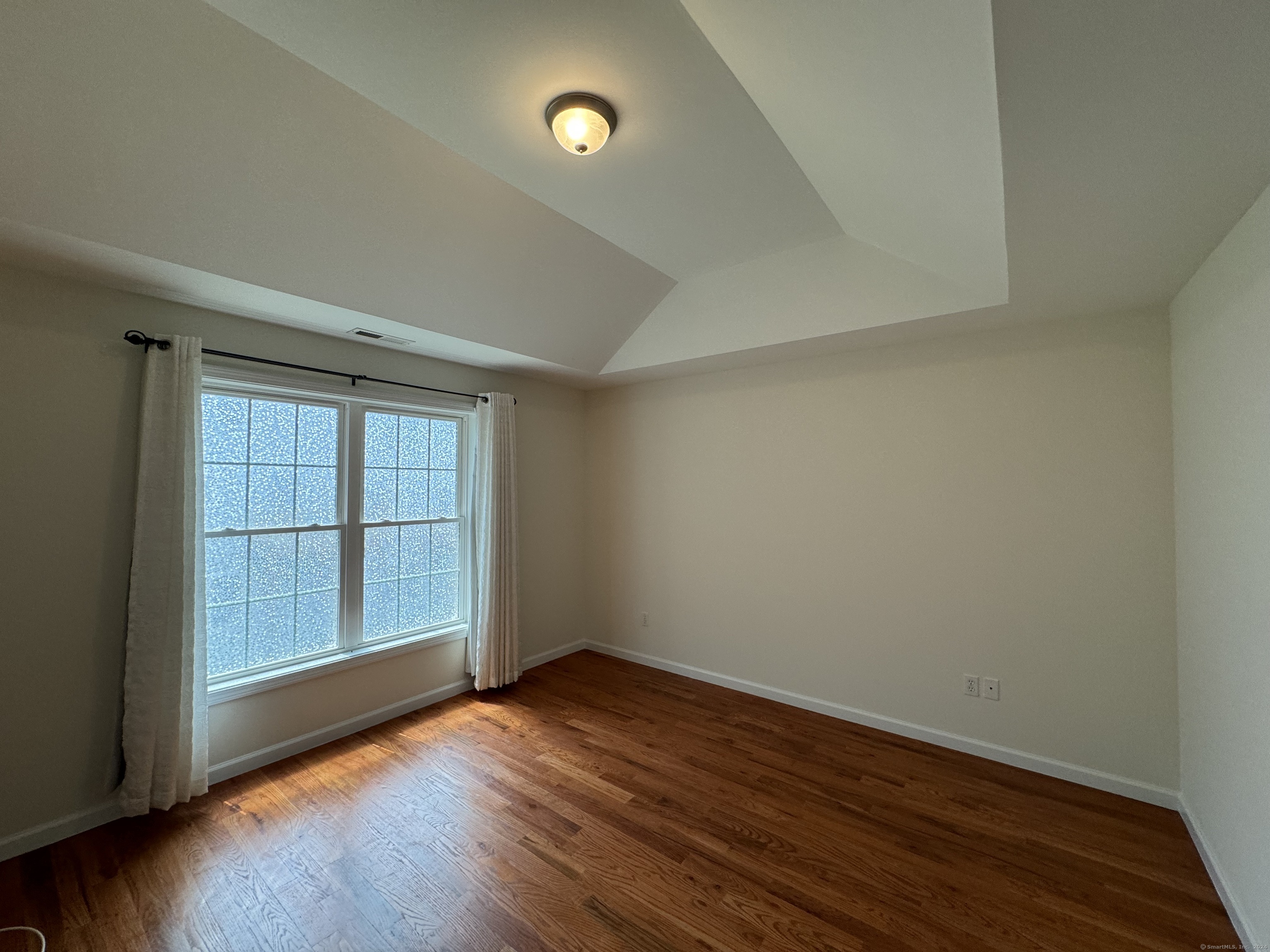 8 Old Oak Drive 8