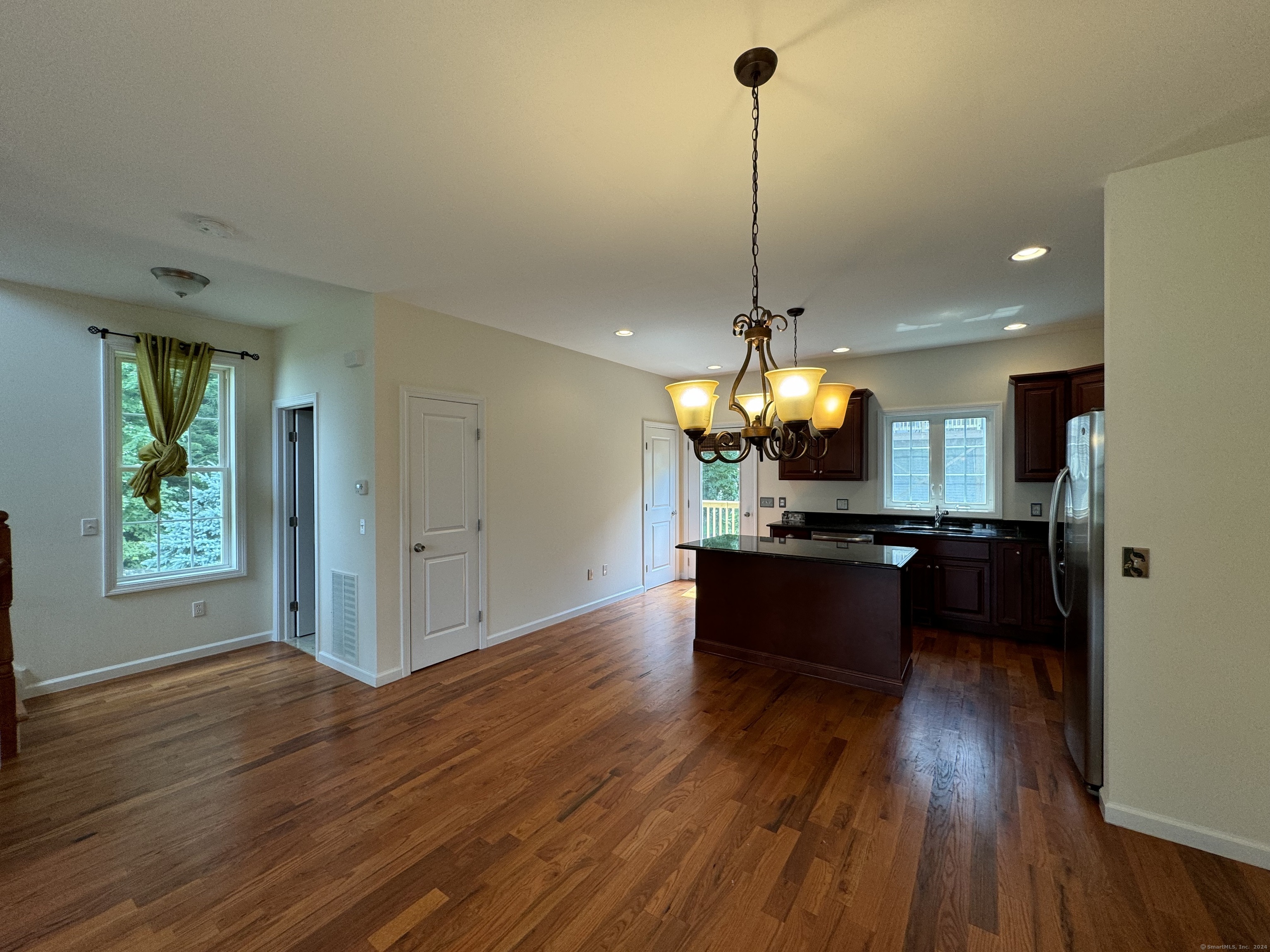 8 Old Oak Drive 8