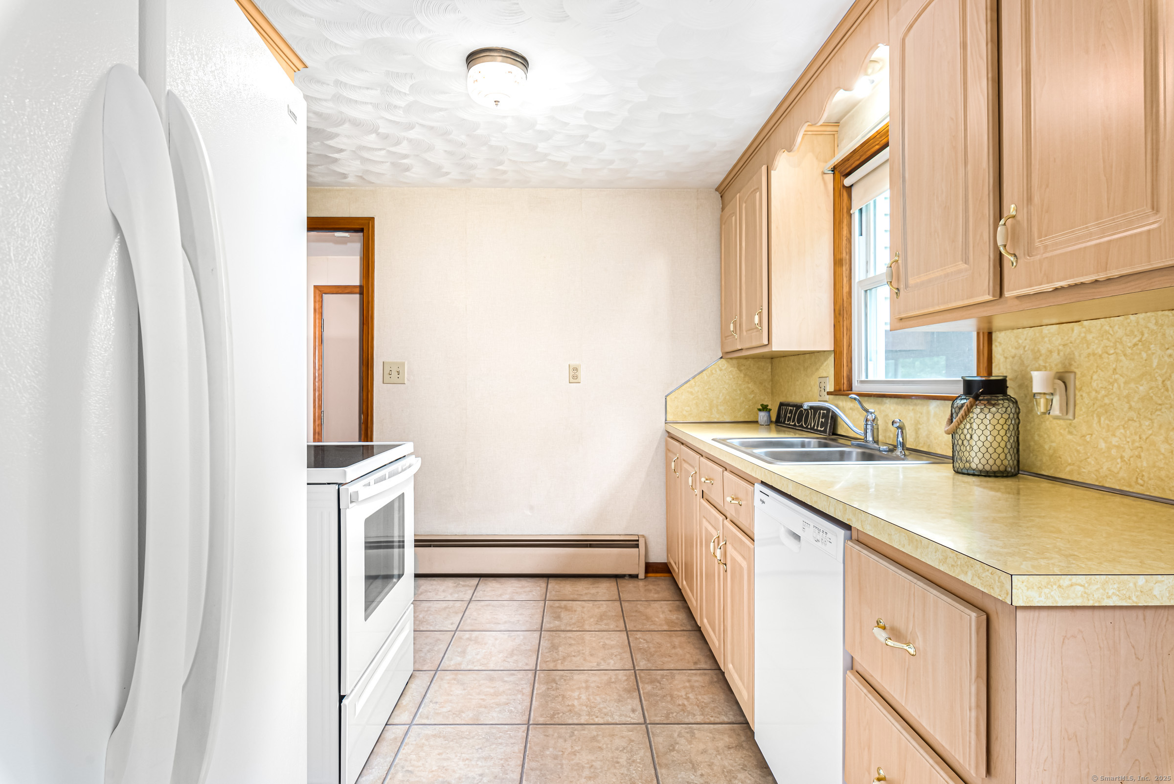 19 Theodore Street, Enfield, Connecticut image 11