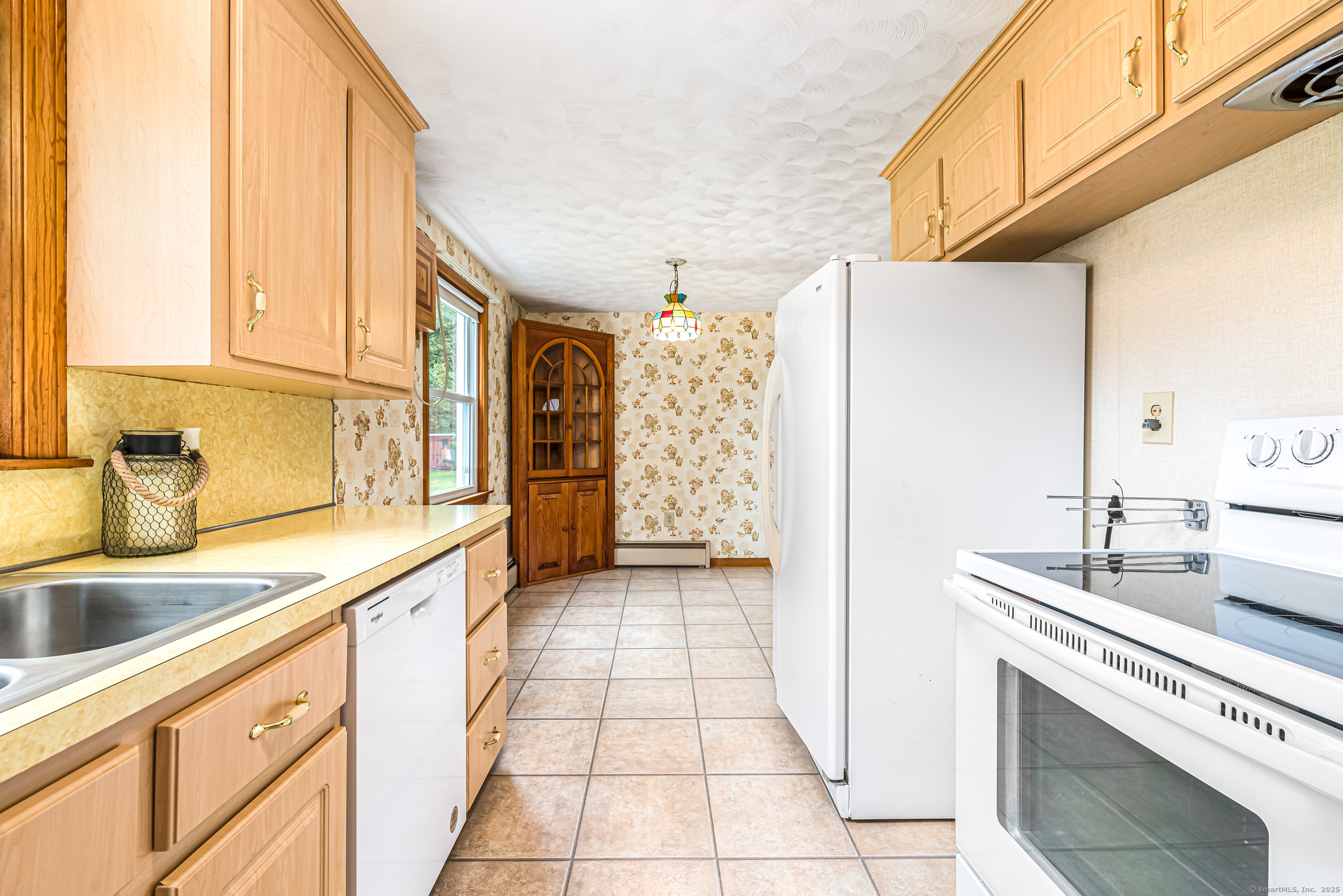 19 Theodore Street, Enfield, Connecticut image 14