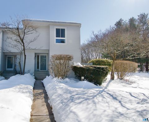 Photo of 550 Oak Avenue #550, Cheshire, CT 06410 (MLS # 24154006)