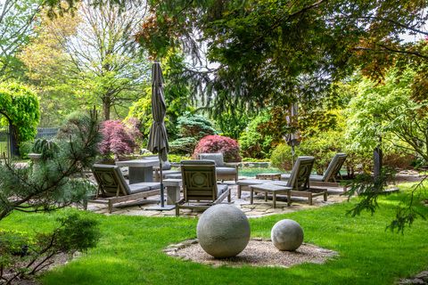 Tiny photo for 8 Bayberry Hill, Roxbury, CT 06783 (MLS # 24088086)