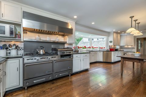 Tiny photo for 8 Bayberry Hill, Roxbury, CT 06783 (MLS # 24088086)