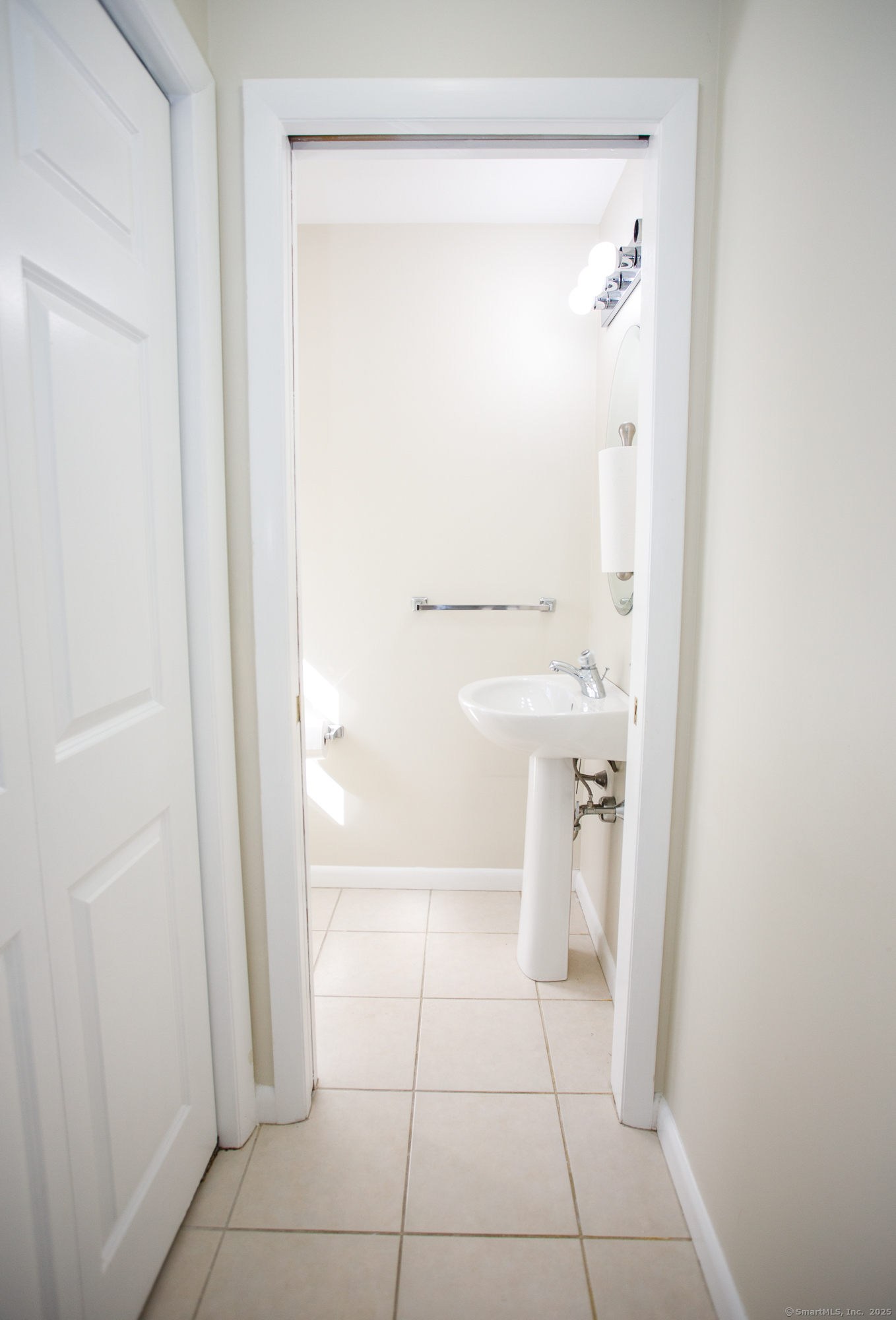 31 Parkwoods Drive #31, Norwich, Connecticut image 9