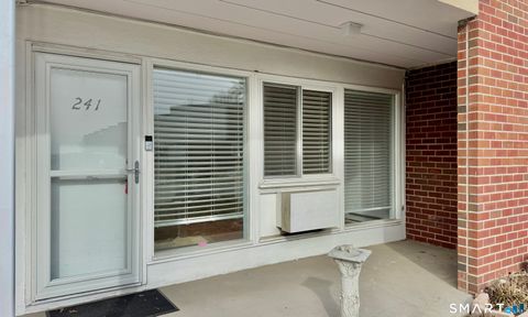 Tiny photo for 241 West Walk #241, West Haven, CT 06516 (MLS # 24150396)