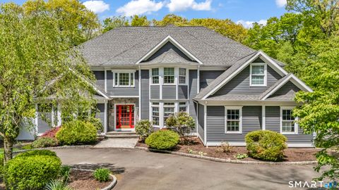 Photo of 10 Arthurs Court, Newtown, CT 06470 (MLS # 24174183)