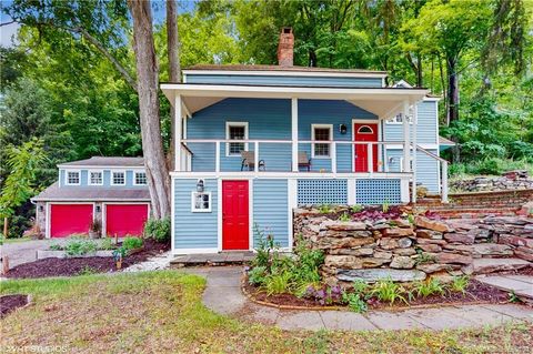 Homes For Rent - 15 Riverview Road<br/> Litchfield County, New Milford, CT 06755
